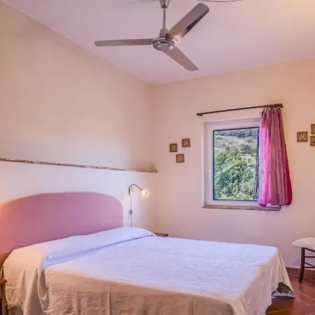 Casale Le Pitte Nyaraló *
