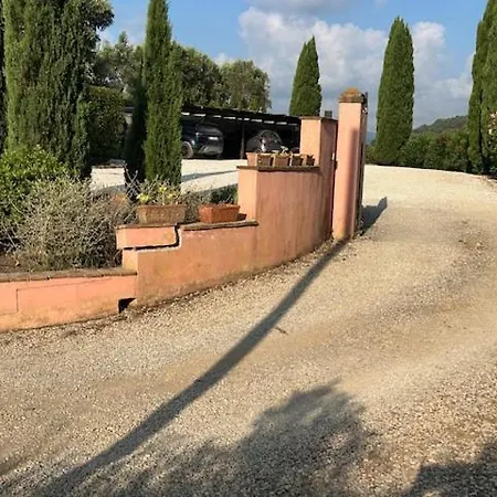 Semesterbostad Casale Le Pitte